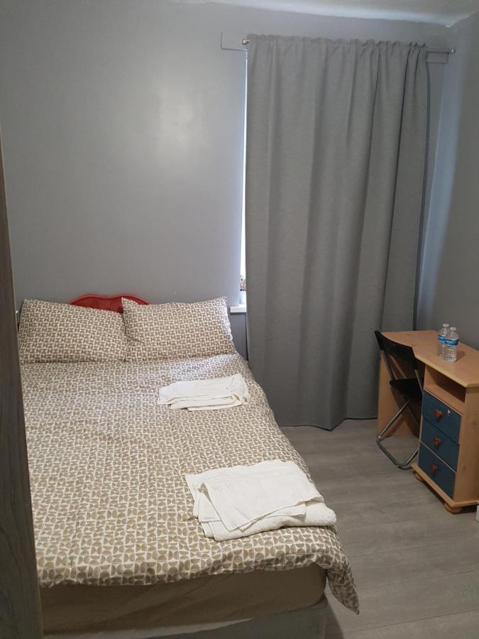 Atlas Road Guest House Cardiff Esterno foto