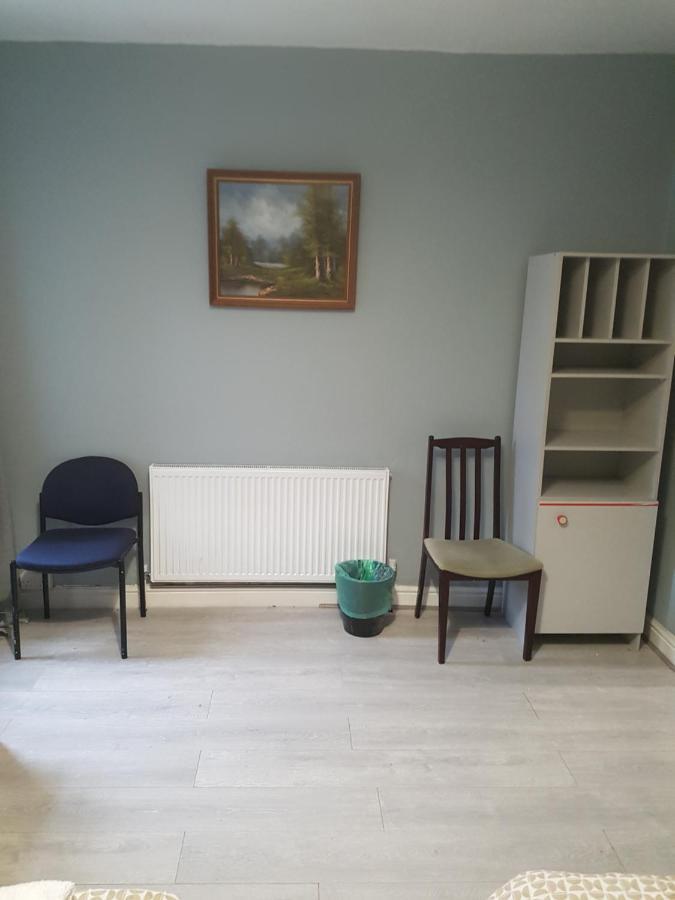 Atlas Road Guest House Cardiff Esterno foto
