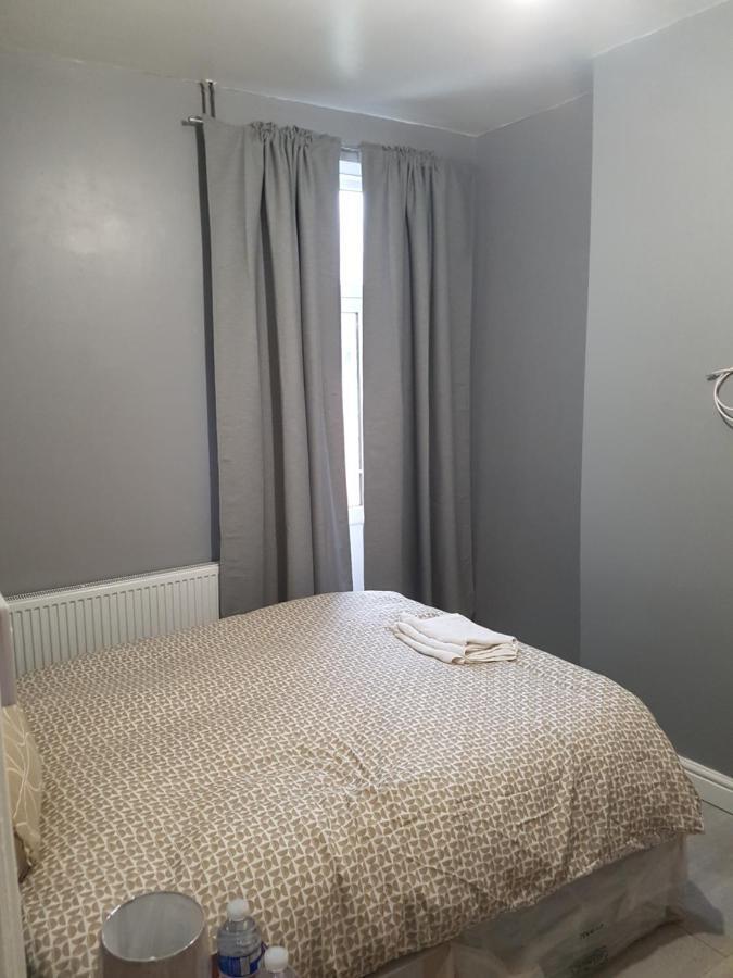 Atlas Road Guest House Cardiff Esterno foto