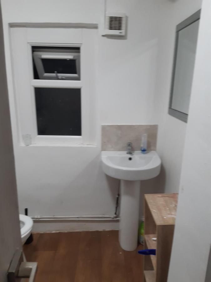 Atlas Road Guest House Cardiff Esterno foto